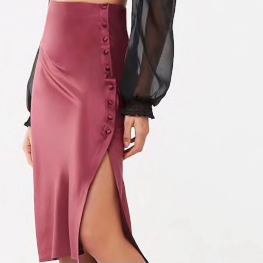 BLACK Forever 21 Side Button Skirt